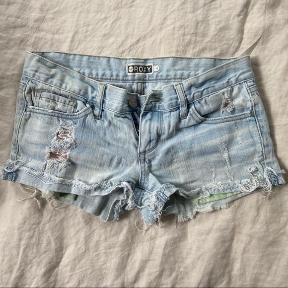 Roxy Denim Shorts - Picture 1 of 2